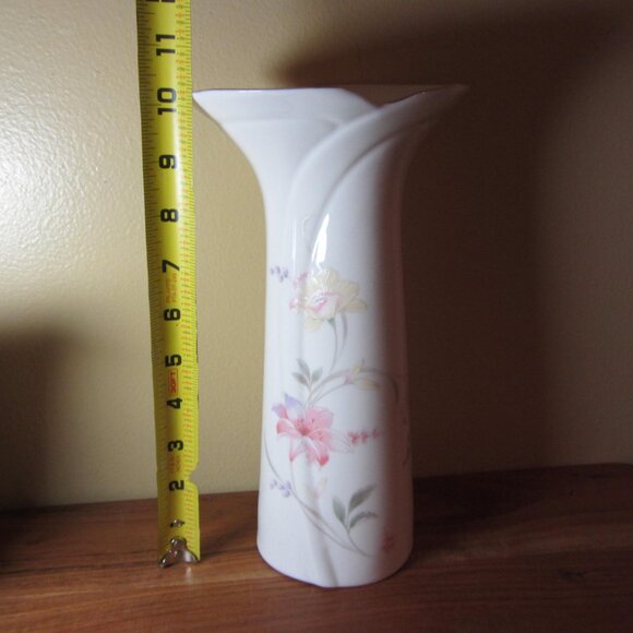 floral vase fine china vintage from Japan (H218) - Picture 4 of 7